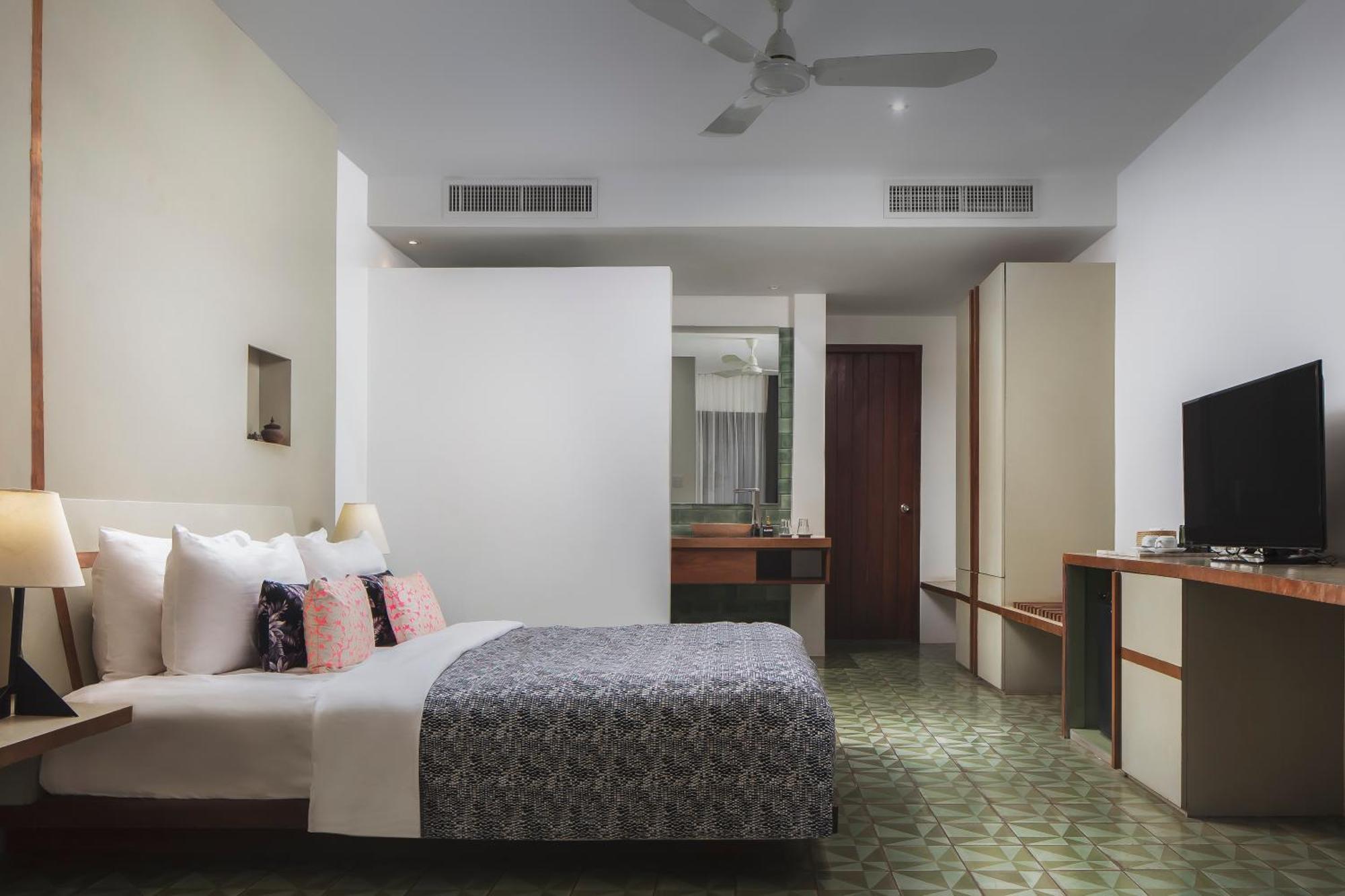 Atelier Hotel Siem Reap Exterior photo